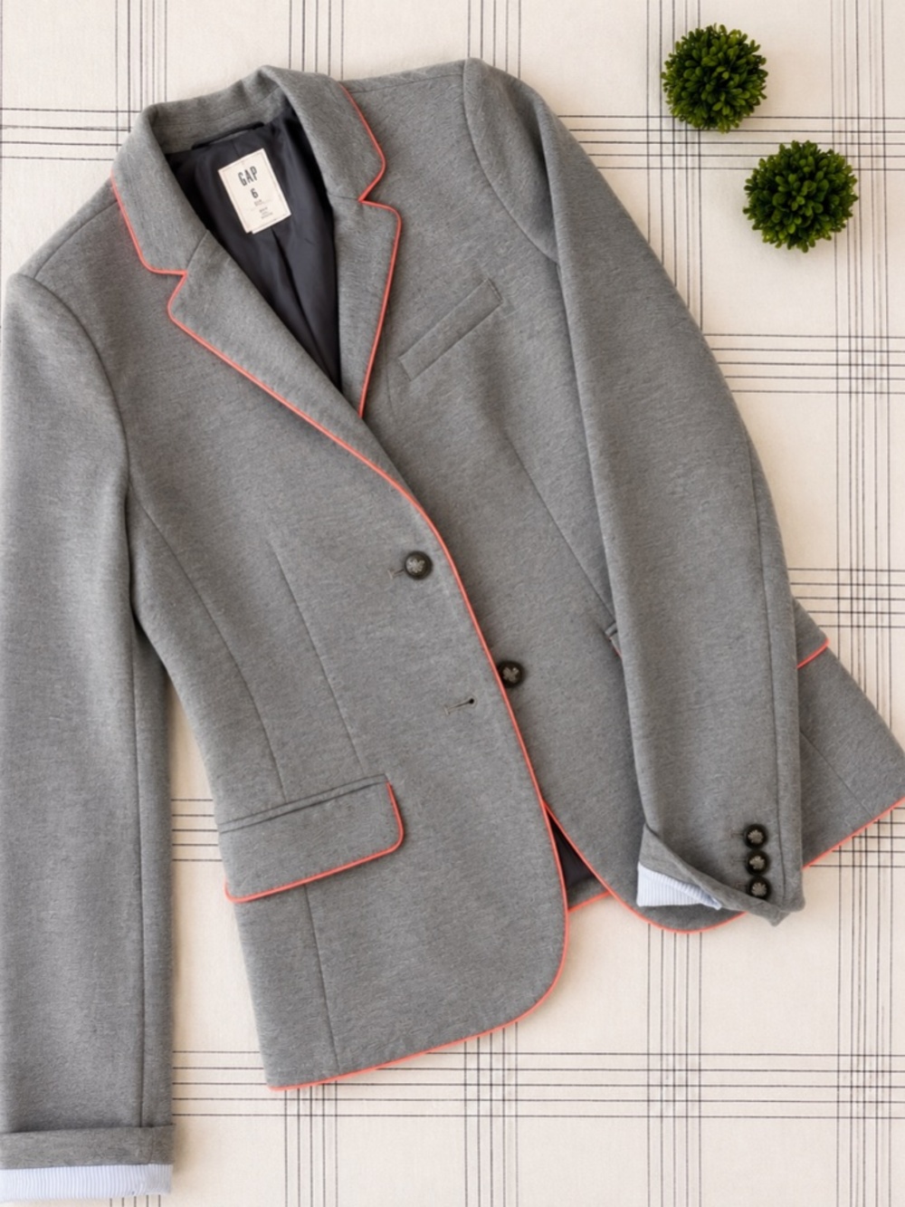Gray Blazer with Coral Pink Piping I Preppy Tailored Jacket I sz 6 Tall